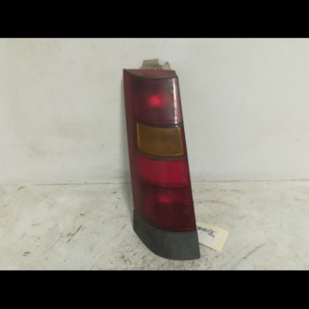 Feu arrière gauche occasion RENAULT R5 7701030761