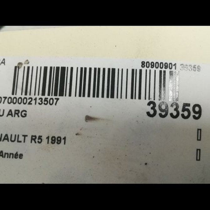 Feu arrière gauche occasion RENAULT R5 7701030761 3