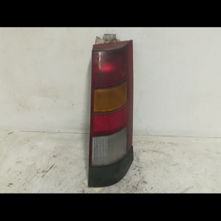 Feu arrière droit occasion RENAULT R5 7701030773