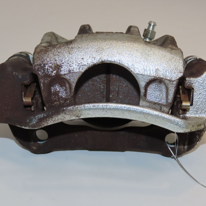 Etrier de frein avant gauche occasion  410117773R 2