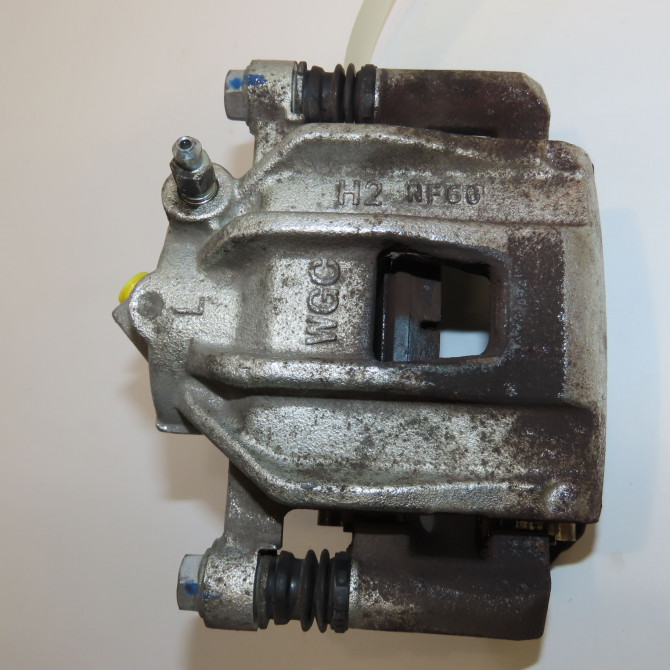 Etrier de frein avant gauche occasion  410117773R 4