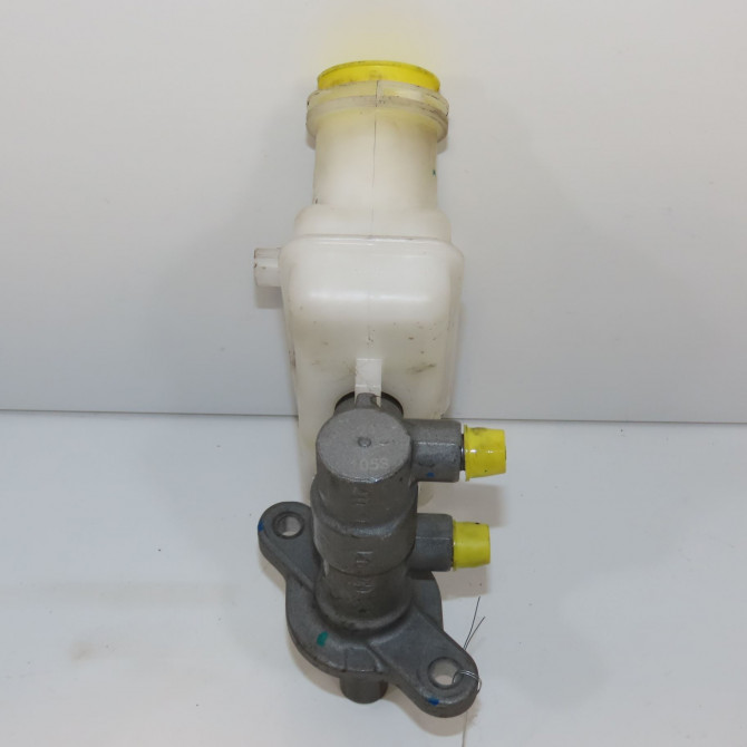 Maitre cylindre occasion  8201739907 3