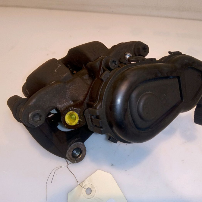 Etrier de frein arrière gauche occasion MERCEDES CLASSE B II Phase 1 04-1995->04-1999 1.8 CDI 136ch 4232381 2