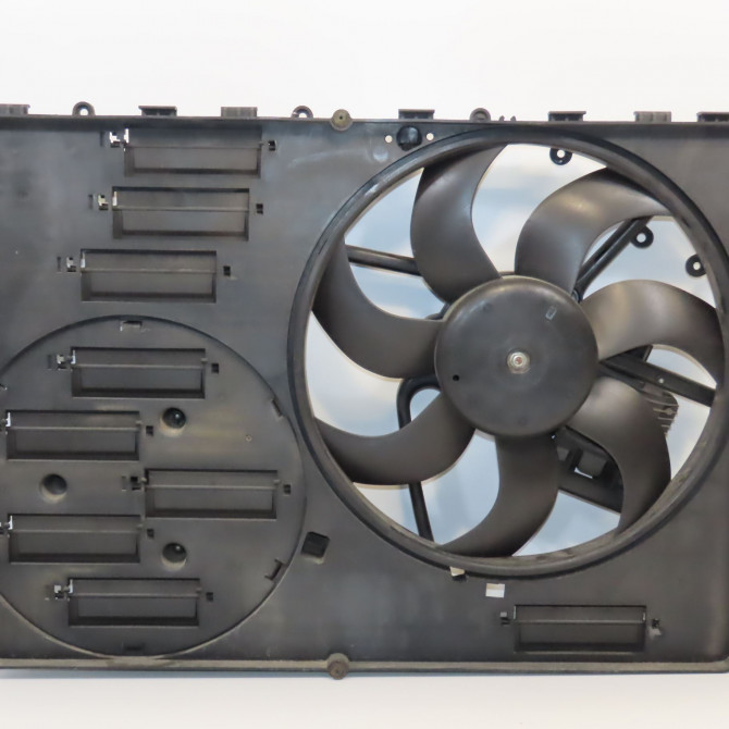 Ventilateur de refroidissement occasion  LR100366 1