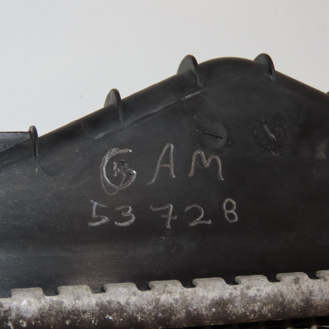 Radiateur occasion  13486481 3