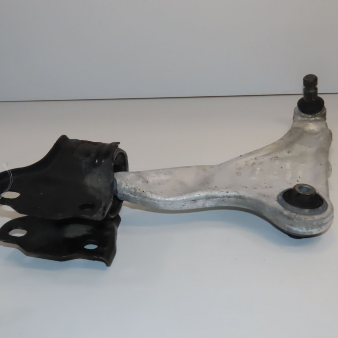 Triangle inf avg occasion  LR078657 2