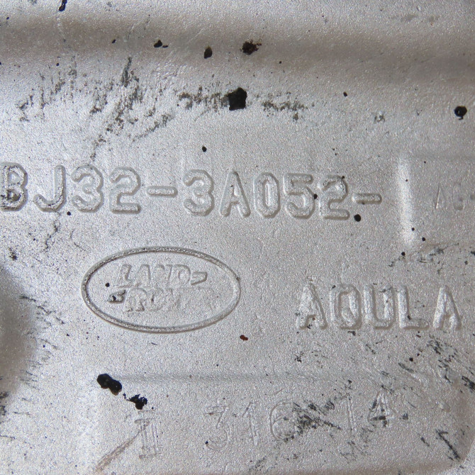 Triangle inf avd occasion  LR078656 3