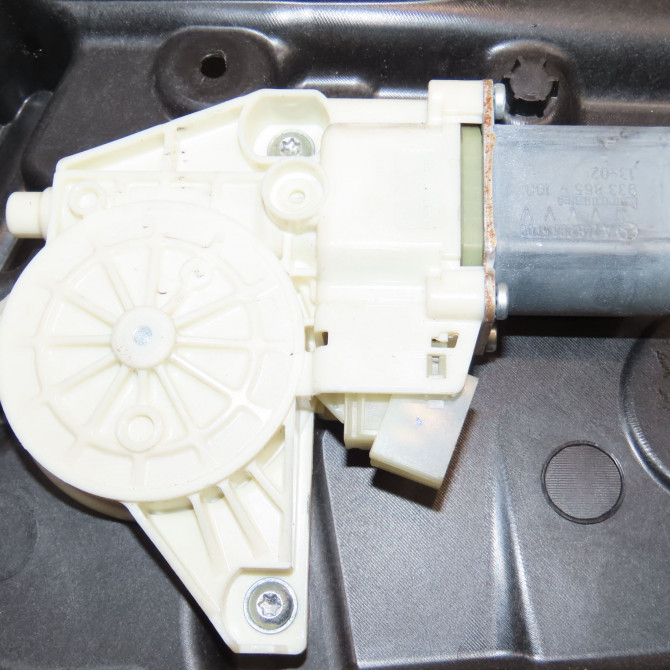Mecanisme+moteur leve-glace avg occasion MERCEDES CLASSE B II Phase 1 09-2011->12-2014 2467200179 3