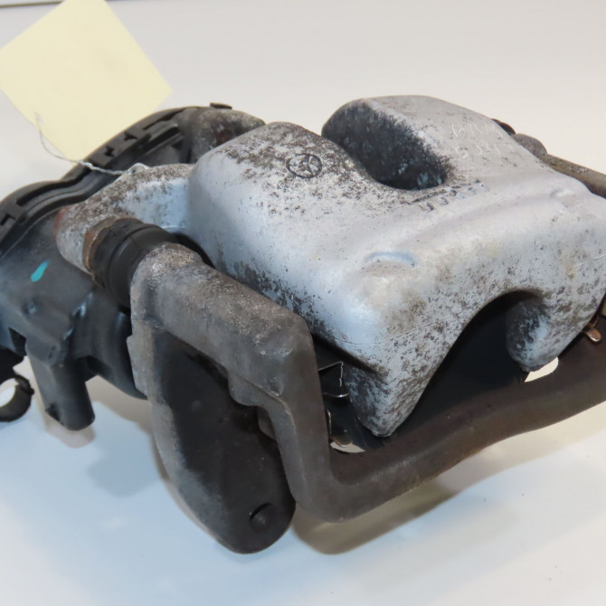 Etrier de frein arrière gauche occasion MERCEDES CLASSE B II Phase 1 09-2011->12-2014 4232381 1