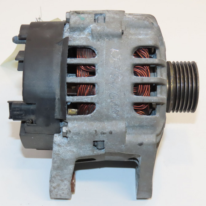 Alternateur occasion  8200690194 3