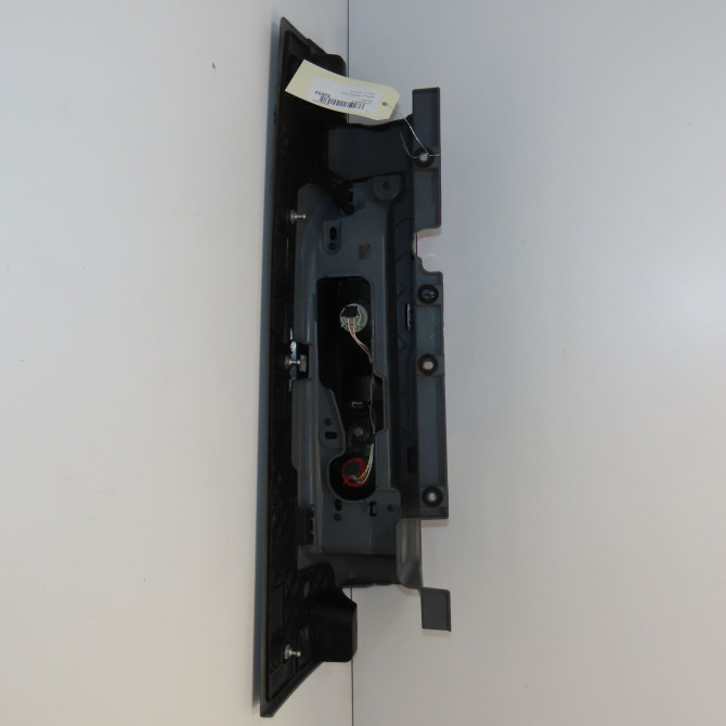 Feu arrière droit occasion RENAULT TRAFIC III Phase 1 06-2014->... 1.6 DCI 145ch 265504656R 4