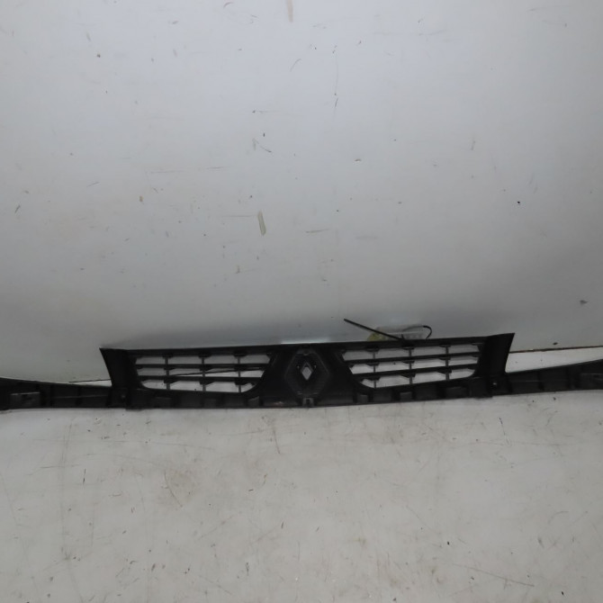 Calandre occasion RENAULT KANGOO I Phase 2 03-2003->06-2010 1.5 DCI 70ch 7701062876 2
