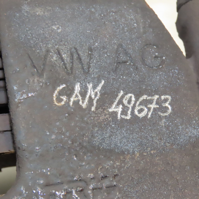 Etrier de frein avant droit occasion SEAT LEON III LEON III Phase 1 2012-10-01->-0001-11-30 8V0615124 4