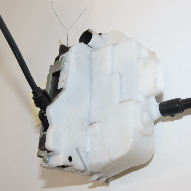 Serrure porte avd occasion RENAULT TWINGO II Phase 1 06-2007->11-2011 1.2i 16v 75ch 8200767632 4