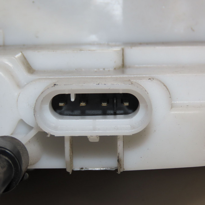 Serrure porte avd occasion RENAULT TWINGO II Phase 1 06-2007->11-2011 1.2i 16v 75ch 8200767632 5