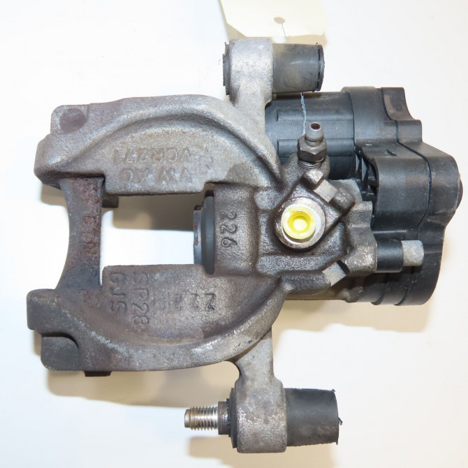 Etrier de frein arrière droit occasion  8V0615424D 4