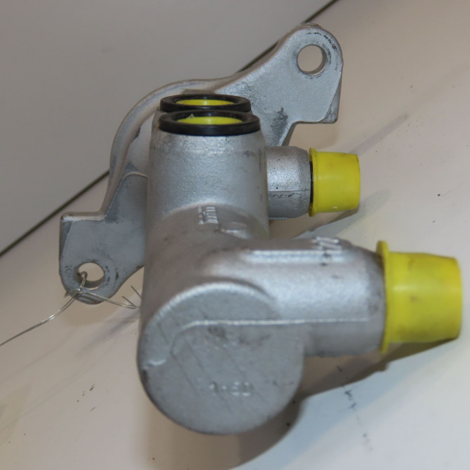 Maitre cylindre occasion RENAULT TRAFIC III Phase 1 06-2014->... 1.6 DCI 120ch 460112992R 2