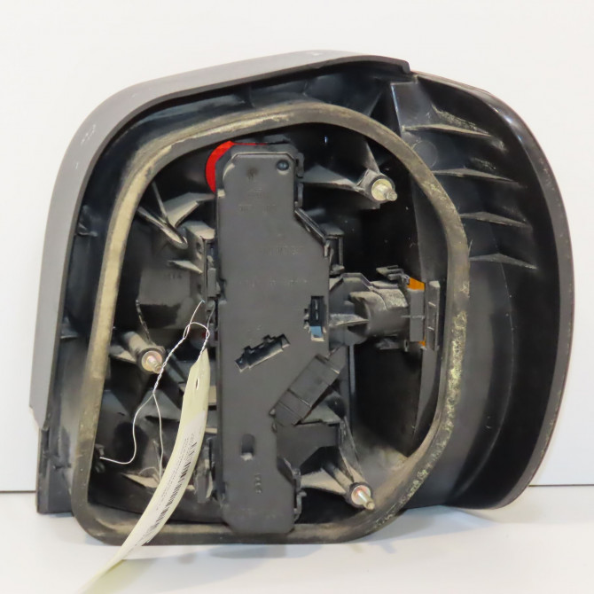 Feu arrière gauche occasion VOLKSWAGEN POLO III Phase 1 10-1994->11-1999 1.4 6N0945095B 2