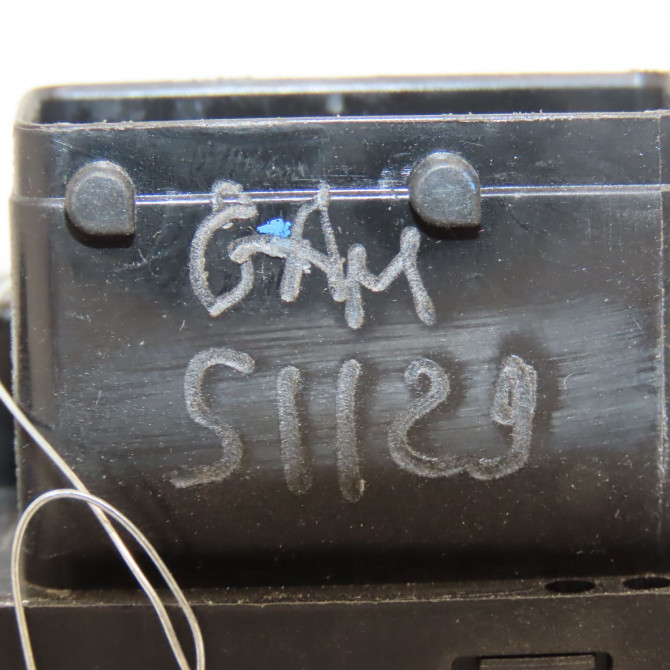 Commande lève-glace porte avant gauche occasion CITROEN DS3 Phase 1 11-2009->03-2014 1.6 HDi 110ch 98012507XT 5