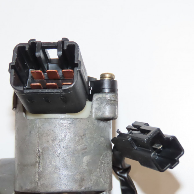 Kit serrures + antivol occasion TOYOTA AVENSIS I Phase 2 09-2000->05-2003 8907305111 2