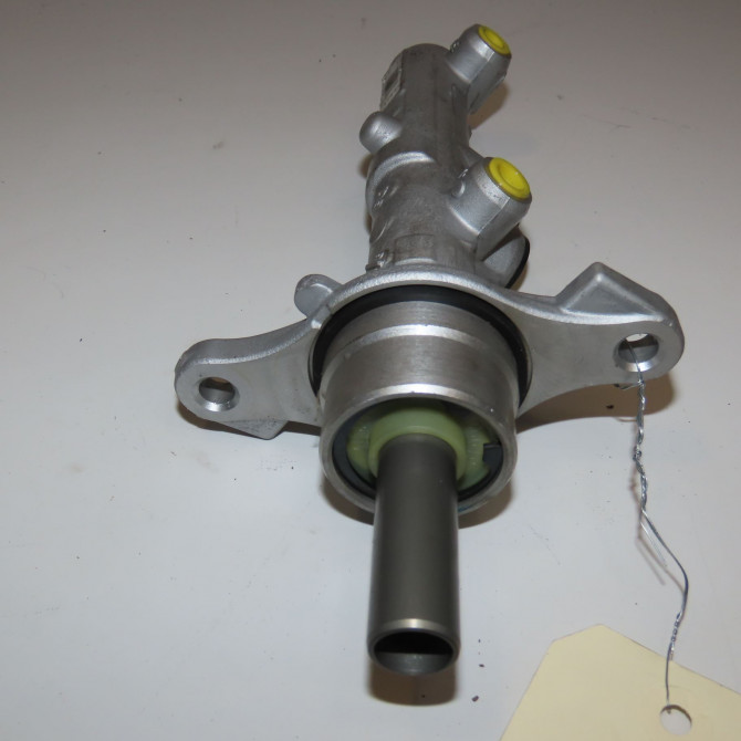 Maitre cylindre occasion  460112992R 4