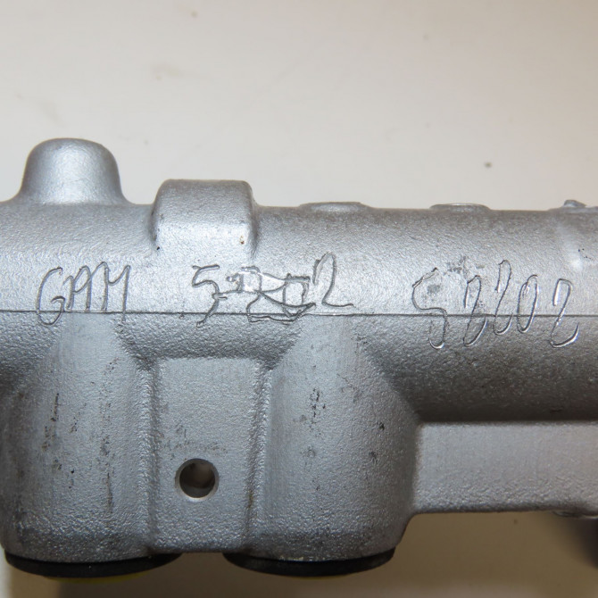 Maitre cylindre occasion  460112992R 5