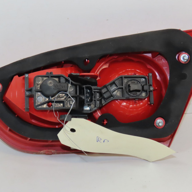 Feu arrière interieur gauche occasion SEAT LEON II Phase 2 05-2009->09-2012 1.6 TDI 105ch 1P0945107F 2