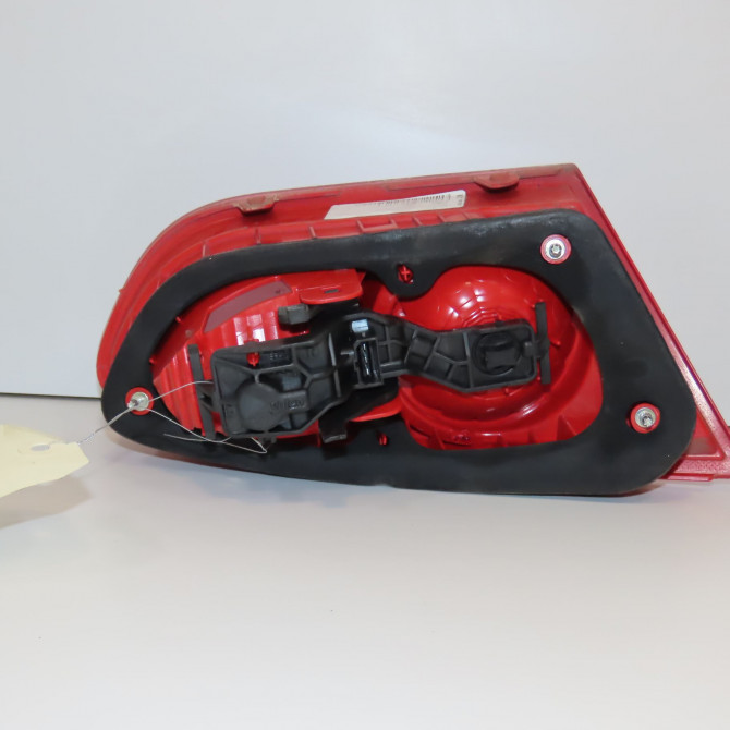 Feu arrière intérieur droit occasion SEAT LEON II Phase 2 05-2009->09-2012 1P0945108F 2