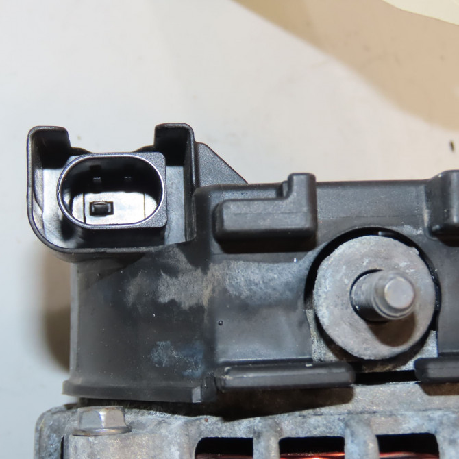 Alternateur occasion B.M.W. SERIE 3 VI Phase 1 11-2011->... 320d 184ch 12318578608 5