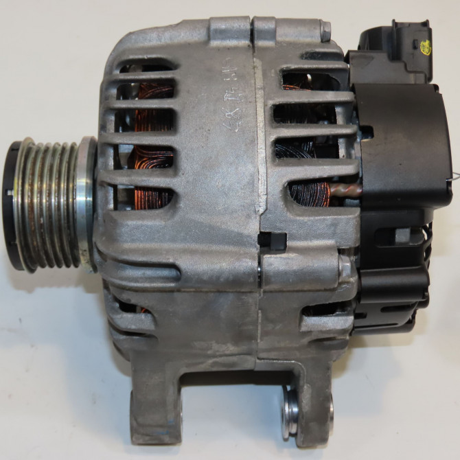 Alternateur occasion CITROEN C4 II Phase 2 11-2014->... 1.2i 110ch 9818677980 3