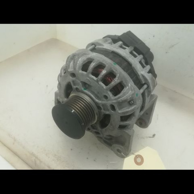 Alternateur occasion RENAULT CAPTUR Phase 1 02-2013->... 0.9 90 ch 231002854R 1