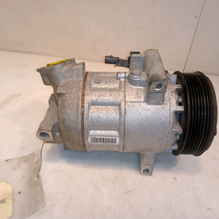 Compresseur air conditionne occasion RENAULT CLIO IV Phase 1 07-2012->... 0.9 TCE 90ch 926000217R