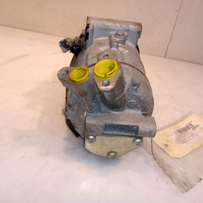 Compresseur air conditionne occasion RENAULT CLIO IV Phase 1 07-2012->... 0.9 TCE 90ch 926000217R 4