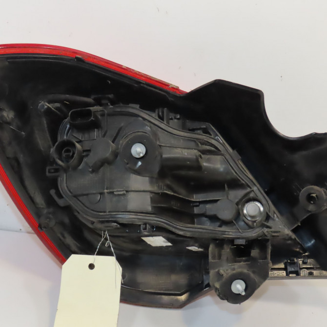 Feu arrière droit occasion  39090649 2