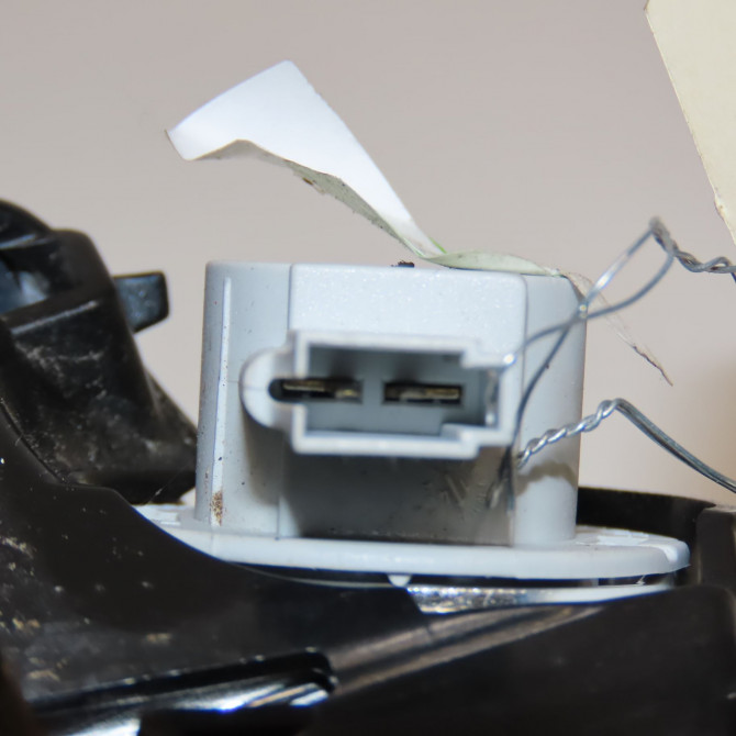 Feu arrière intérieur droit occasion  13454505 4