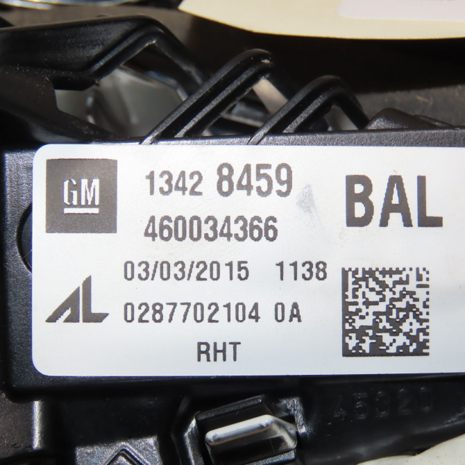 Feu arrière interieur gauche occasion  13454504 3