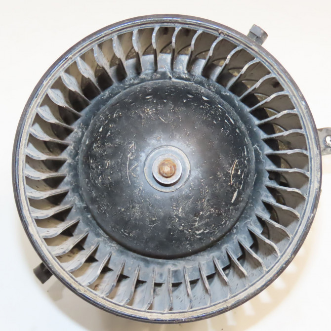 Ventilateur de chauffage occasion PEUGEOT BOXER III Phase 1 04-1995->04-1999 2.2 HDI 130ch 6441Y1 2