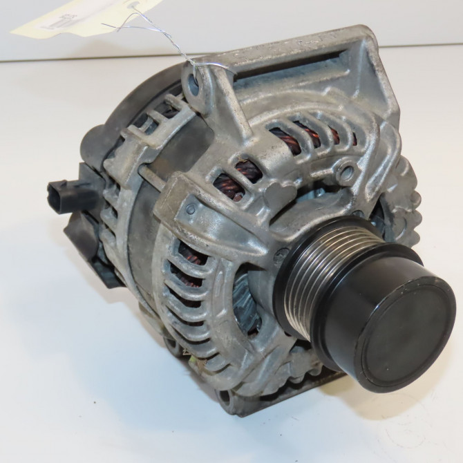 Alternateur occasion  39047360 1