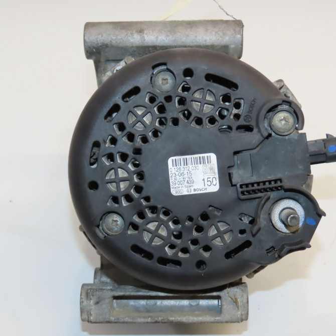 Alternateur occasion  39047360 5