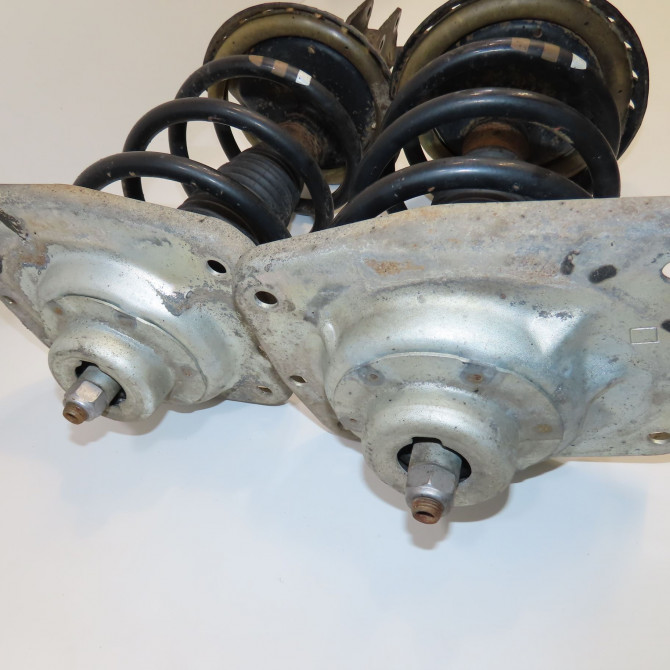 Amortisseur avant droit occasion PEUGEOT EXPERT II Phase 1 01-2007->... 2.0 HDI 128ch 5208Q5 2