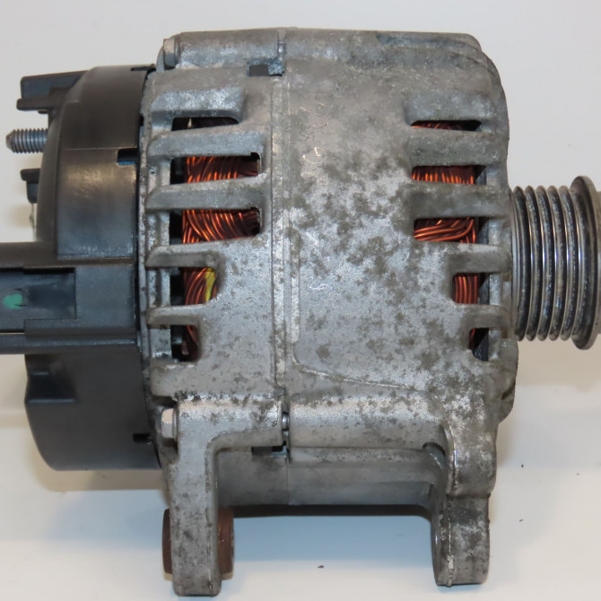Alternateur occasion  4E903015T 2