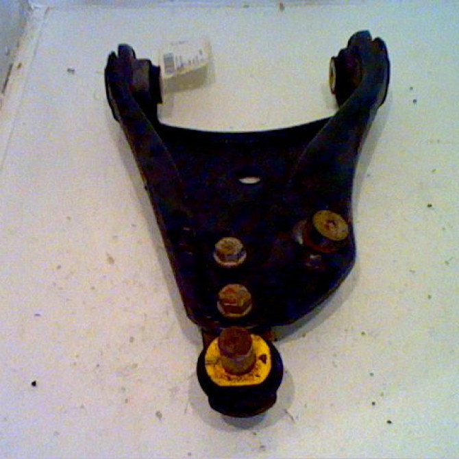 Triangle inf avg occasion RENAULT TWINGO II Phase 1 06-2007->11-2011 8200942423 1