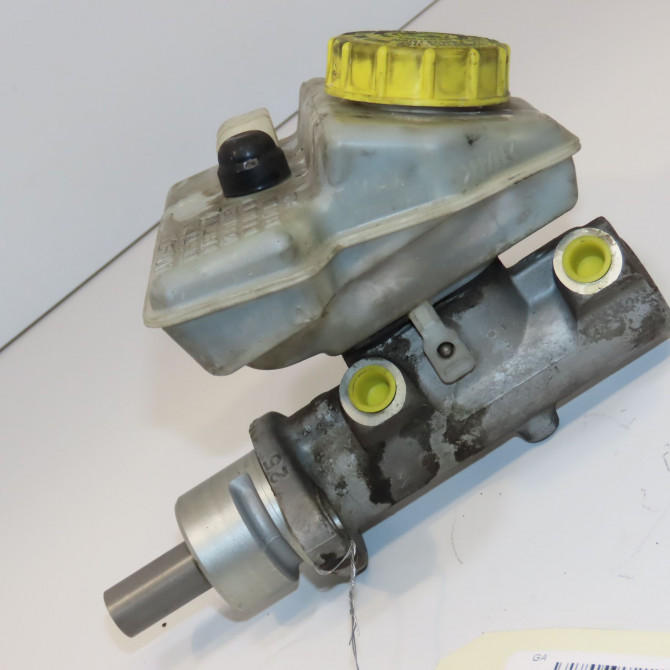 Maitre cylindre occasion  7D0611019B 2