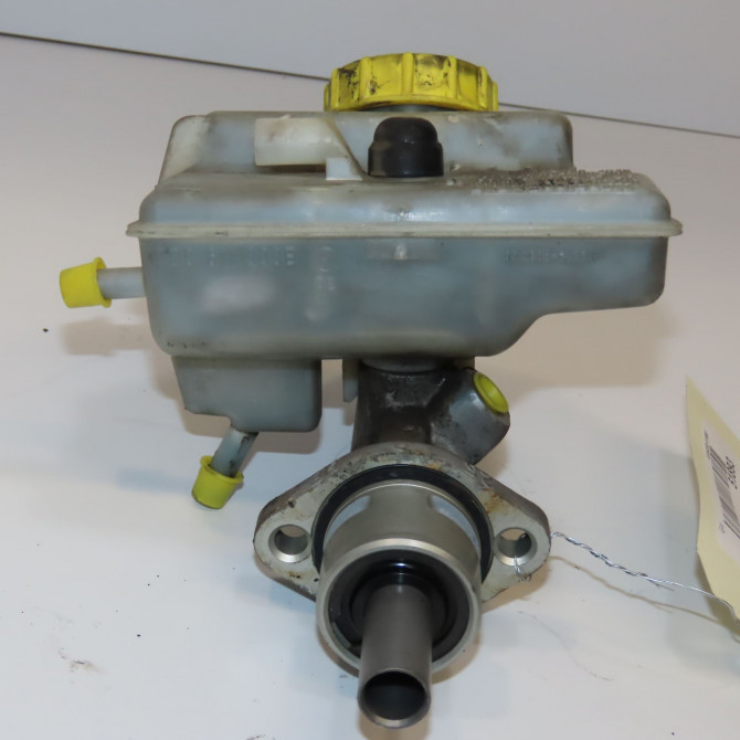 Maitre cylindre occasion  7D0611019B 4