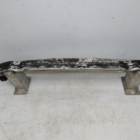 <span class="tt">Renfort pare-choc avant occasion  </span><span class="designation"> </span>