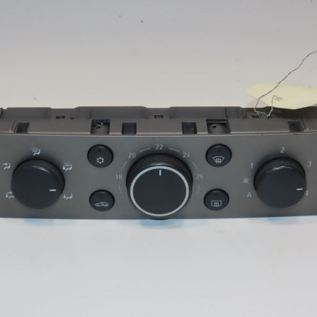 Commande de chauffage occasion OPEL VECTRA III Phase 2 10-2005->06-2007 1.9 CDTI 120ch 13138196