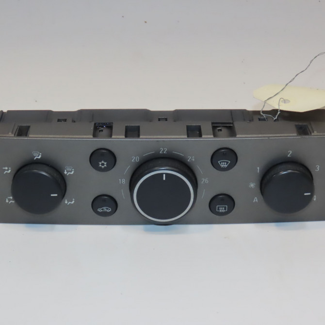 Commande de chauffage occasion OPEL VECTRA III Phase 2 10-2005->06-2007 1.9 CDTI 120ch 13138196 1