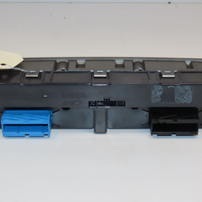 Commande de chauffage occasion OPEL VECTRA III Phase 2 10-2005->06-2007 1.9 CDTI 120ch 13138196 2