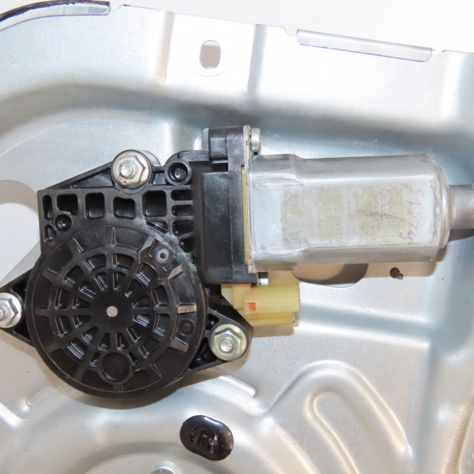 Mecanisme+moteur leve-glace ard occasion HYUNDAI TUCSON I Phase 1 09-2004->10-2010 2.0 CRDI 140ch 2WD 834062E000 3