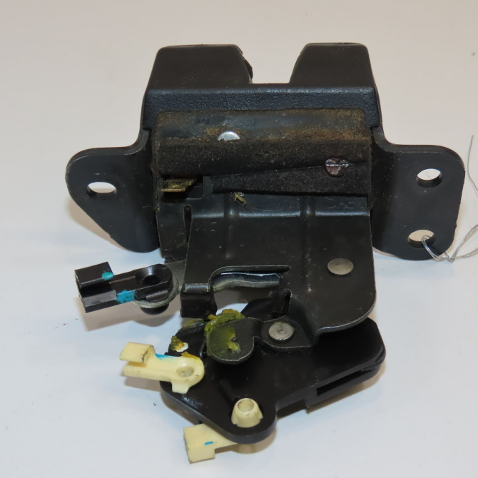 Serrure hayon occasion HYUNDAI TUCSON I Phase 1 09-2004->10-2010 2.0 CRDI 140ch 2WD 812302E010 2